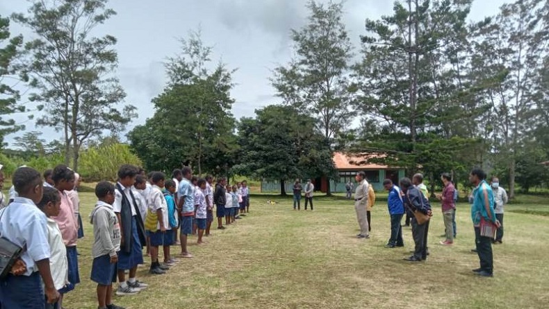 Sidak ke Sekolah, Bupati Jayawijaya Dapat Aduan Kepsek Sering Bolos