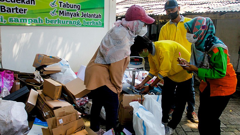 Pemprov DKI Jakarta Targetkan 2.742 RW Dapat Kurangi Volume Sampah - Bagian 2