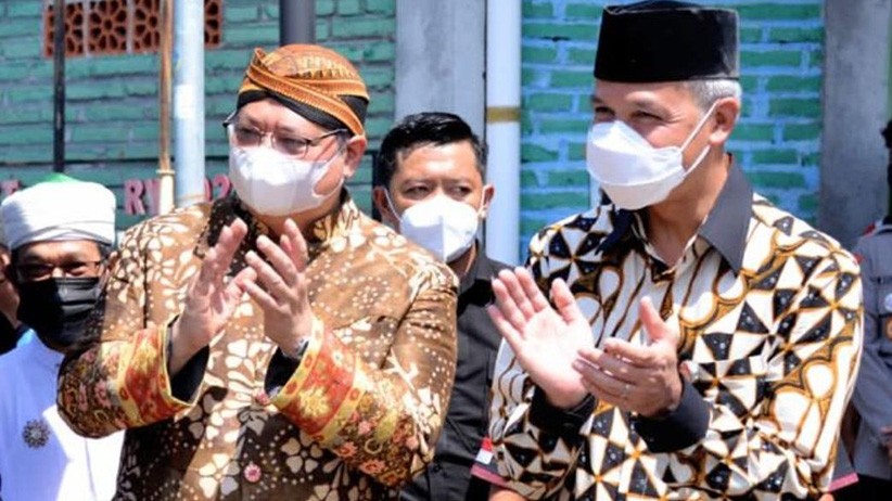 Pertemuan Airlangga dan Ganjar Bahas Penanganan Covid di Jateng yang Membaik - Bagian 3