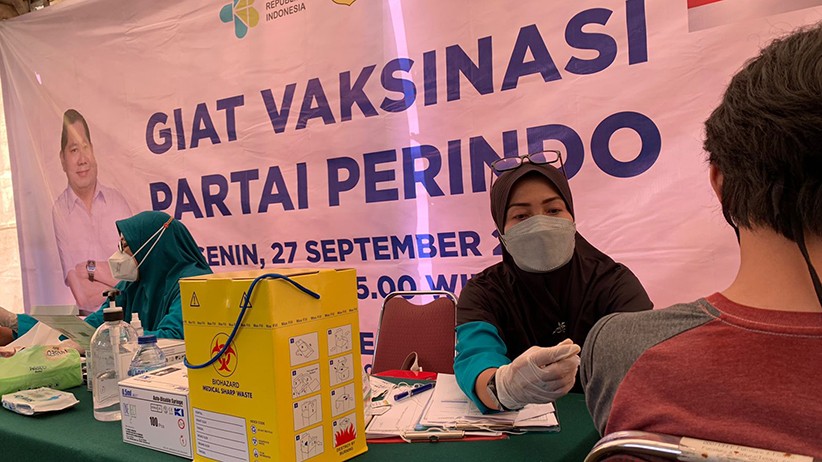 Antusiasme Tinggi, Vaksinasi Covid-19 Partai Perindo di Lido Lake Resort Targetkan 1.000 Akseptor - Bagian 5