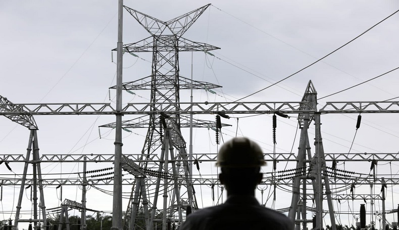 PLN Sebut Penyebab Listrik Padam di Pantura Jabar, Ternyata Diterjang Badai Ini 