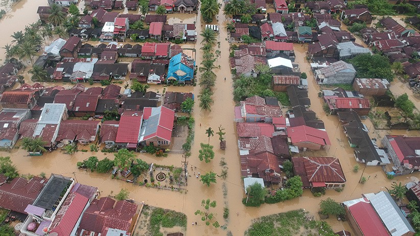 Penampakan dari Udara Banjir Rendam Permukiman di Padang Pariaman hingga 1 Meter - Bagian 1