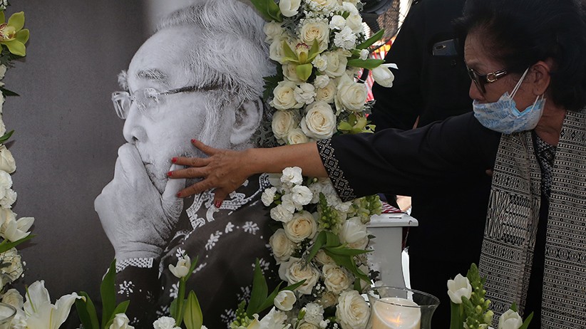 Suasana Rumah Duka Politikus PDIP Sabam Sirait - Bagian 1