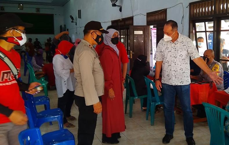 Warga Pabelan Semarang Antusias Ikuti Vaksinasi yang Digelar Partai Perindo