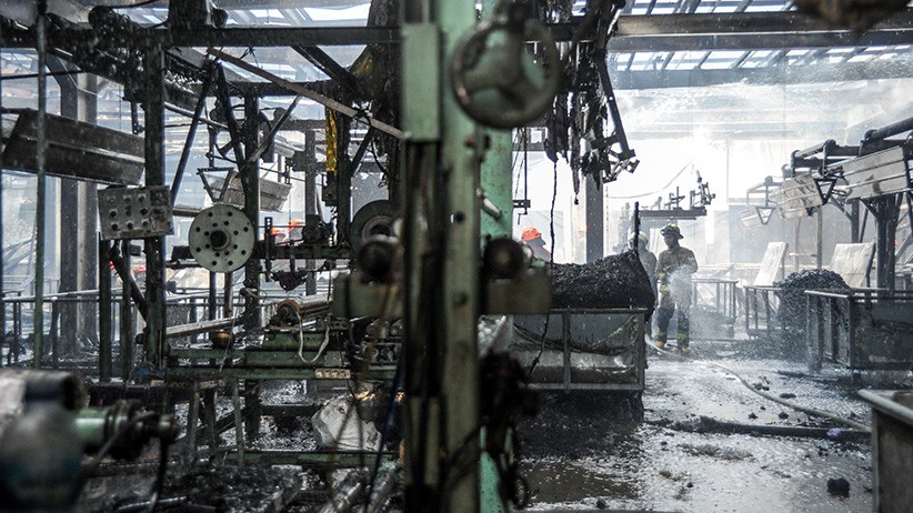 Pabrik Tekstil di Bandung Ludes Terbakar - Bagian 1