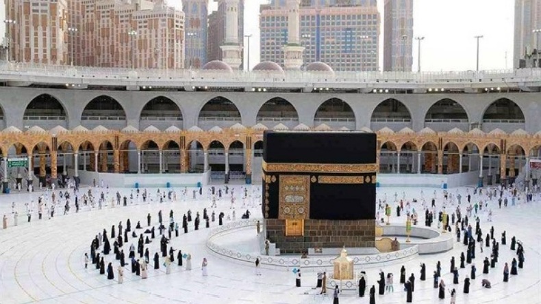  Soal Izin Umrah, Pemerintah Harus Lakukan Lobi Intensif ke Arab Saudi 