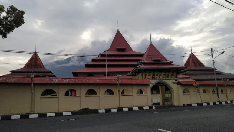 Masjid untuk Shalat Jumat di Ternate, Telusuri Sejarah sambil Ibadah
