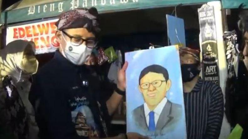Kunjungi Desa Wisata di Dataran Tinggi Dieng, Ini yang Dilakukan Sandiaga Uno 