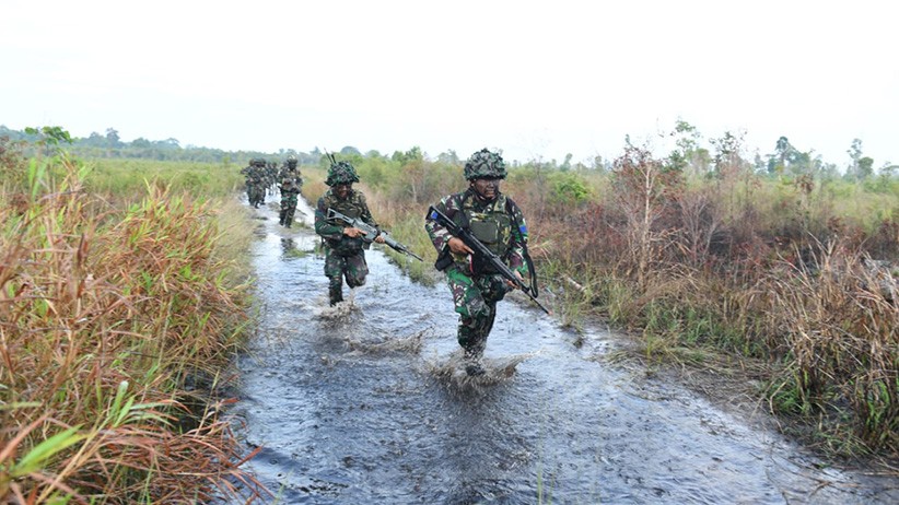 Gunakan Taktik Tempur Ratsus, Marinir TNI AL Hancurkan Instalasi Radar Musuh - Bagian 6