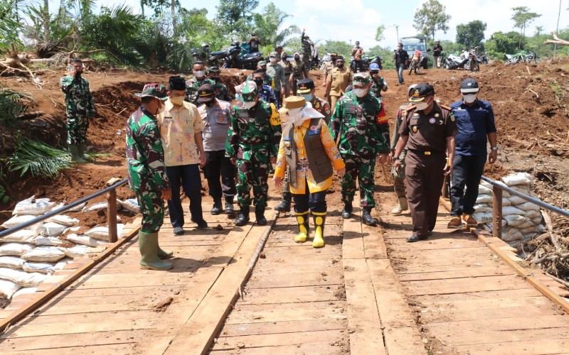 Tim Wasev Mabes TNI Pantau Proses TMMD di Musi Rawas