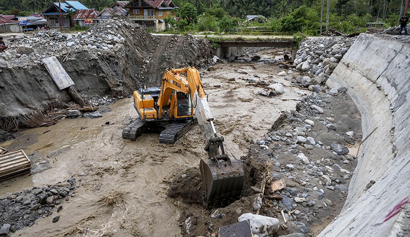 Proyek Sabo Dam Sigi Rusak Diterjang Banjir - Bagian 1