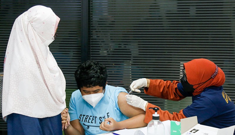 Hari Terakhir Sentra Vaksinasi MNC Peduli Dosis 2 dengan Vaksin Pfizer - Bagian 1