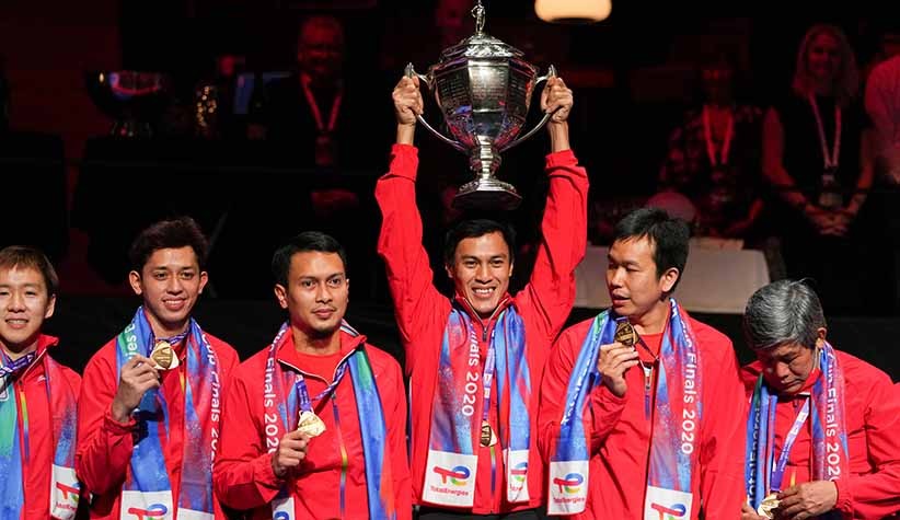 Momen Tim Bulu Tangkis Indonesia Angkat Piala Thomas - Bagian 2