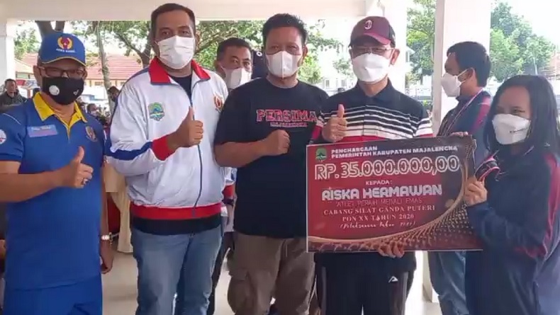 Raih Medali di PON XX Papua, Atlet Majalengka Banjir Hadiah, dari Uang hingga Tanah