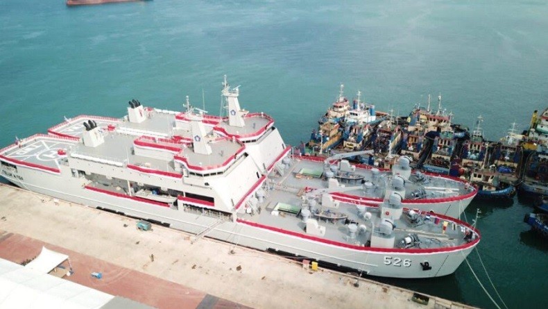 Kapal Perang TNI AL Ini Bisa Angkut 15 Tank, 1 Helikopter dan 367 Pasukan
