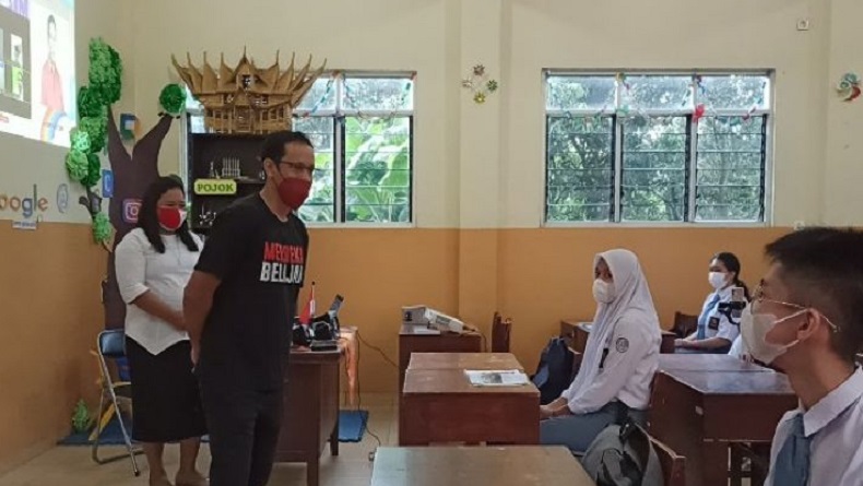 Nadiem Makarim Sebut Keberagaman di Sekolah Sultan Iskandar Muda Medan Menginspirasi