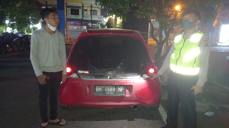 Mengemudi Ugal-ugalan di Jalan Raya, Dua Pemuda di Jambi Diamankan Polisi