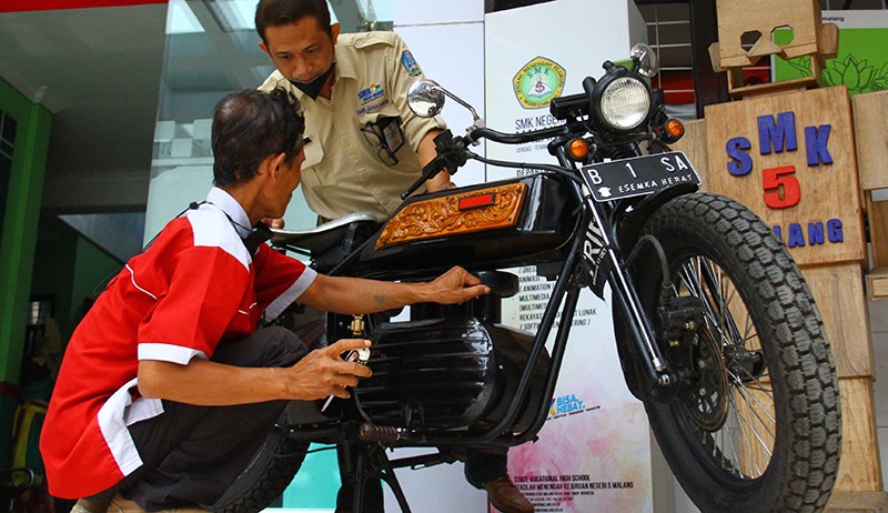 Motor Listrik Ini Gunakan Baterai Laptop Bekas, Kecepatan 70 Km per Jam - Bagian 3