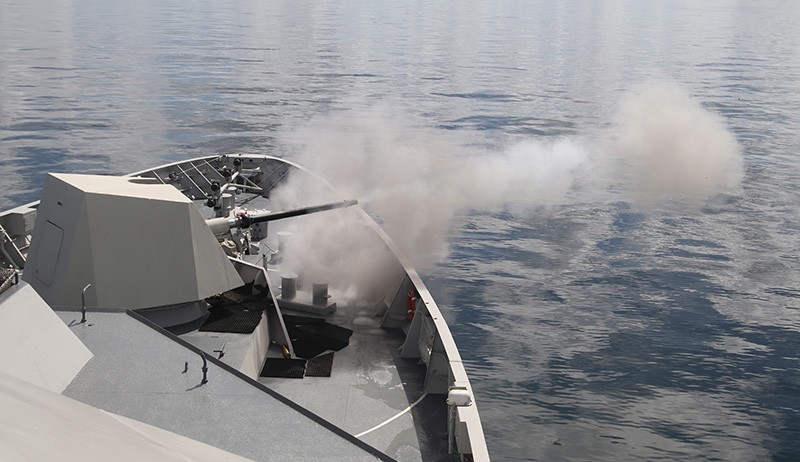 Penampakan USS Jakson dan KRI I Gusti Ngurah Rai Tembak Musuh di Laut Jawa - Bagian 2