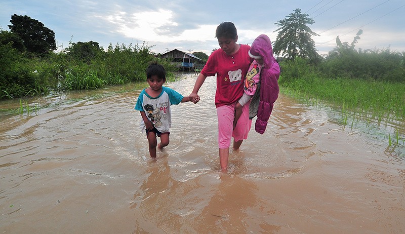 Ratusan Rumah di Legok Jambi Sudah 3 Hari Terendam Banjir - Bagian 2