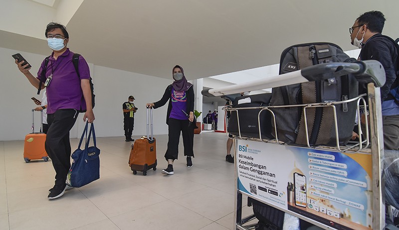 Wisatawan Mulai Berdatangan ke Lombok untuk Menonton WSBK di Sirkuit Mandalika - Bagian 1