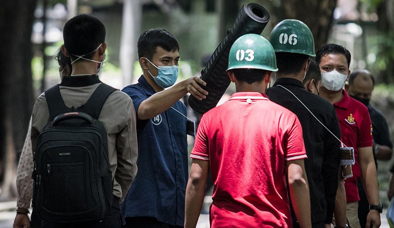 Tersangka Peragakan 69 Adegan Kekerasan Menwa UNS saat Reka Ulang Kematian Gilang - Bagian 1