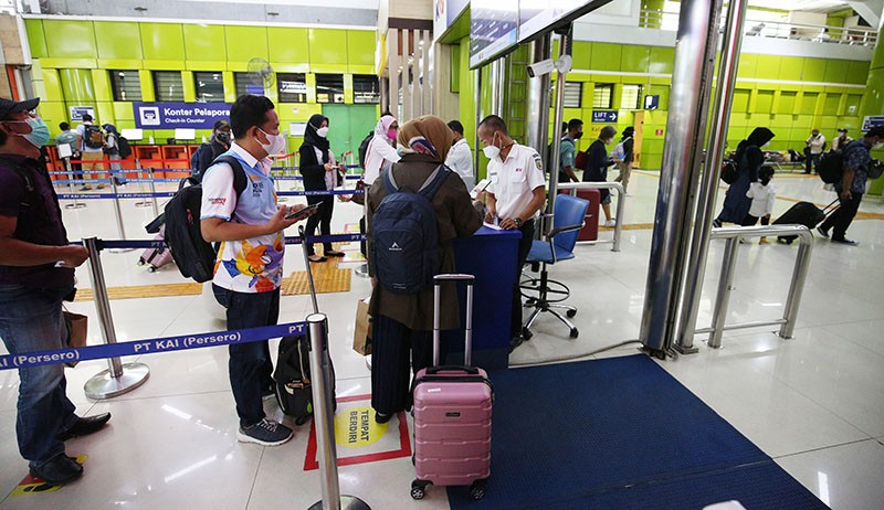 Pemerintah Terapkan PPKM Level 3 saat Libur Natal dan Tahun Baru 2022 - Bagian 3
