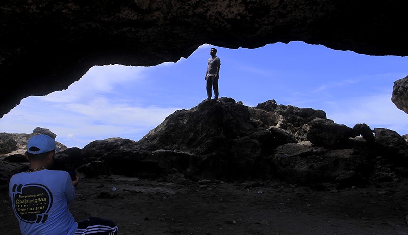 Melihat Pontensi Wisata Pantai Batu Pintu Berbatasan dengan Perairan Australia - Bagian 2