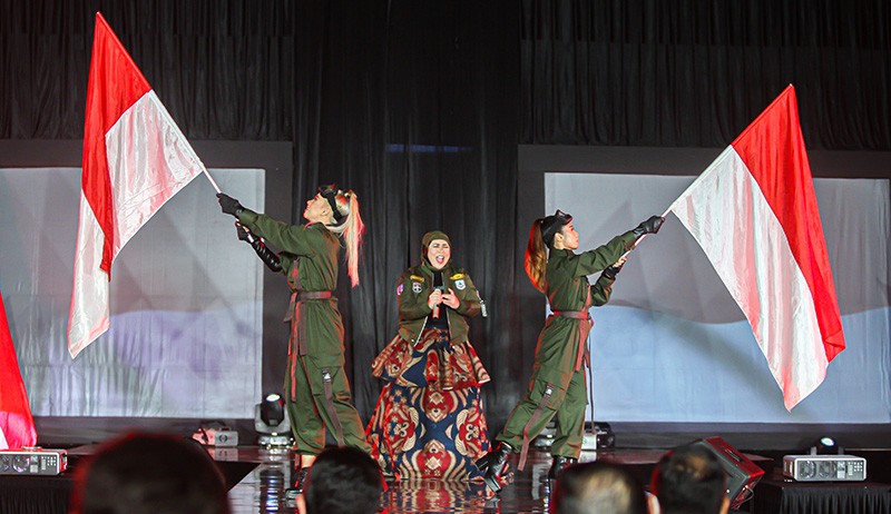 Melly Goeslaw Meriahkan JIWA! Fashion Show Kadet 1947 - Bagian 1