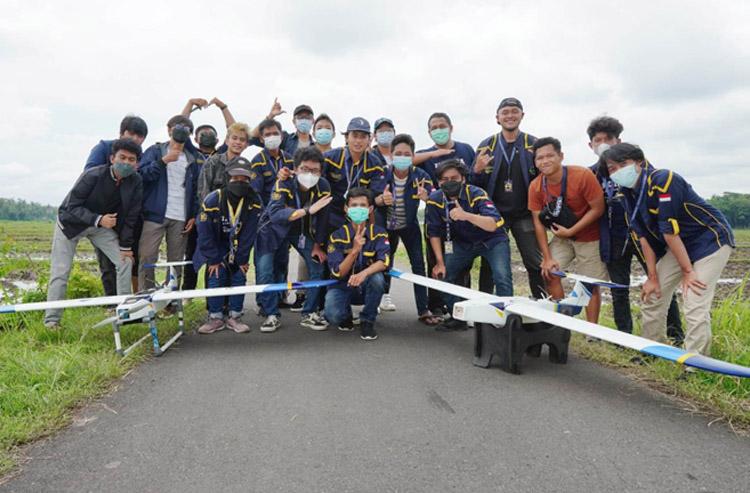 UGM Raih Juara Umum Kontes Robot Terbang Indonesia 2021