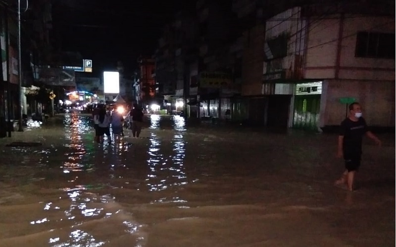 Banjir Kota Tebingtinggi Belum Surut, BNPB: 13 Kelurahan Terdampak  