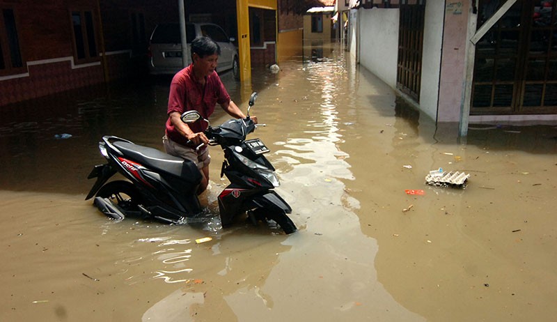 Ratusan Rumah di Kota Tegal Terendam Banjir akibat Drainase Buruk - Bagian 2
