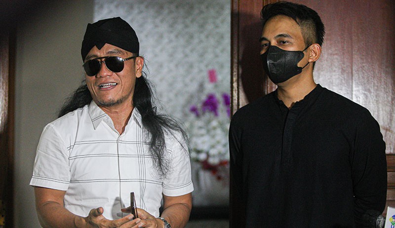 Gus Miftah Undang Naga Lyla dan Vicky Shu Ikuti Kajian di Omah Asa - Bagian 1