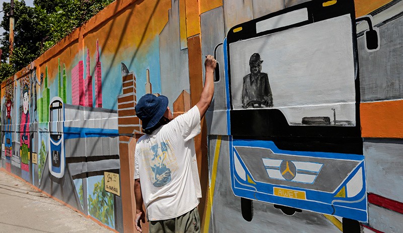 Mural Bertema Kota Jakarta Menghiasi Kawasan Tanah Kusir - Bagian 3