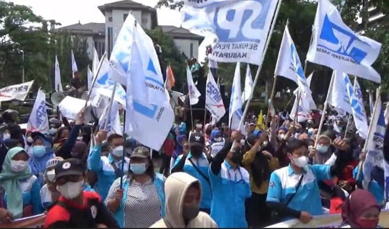Berikut Daftar Lengkap UMK Jateng 2023 di 35 Kabupaten/Kota 