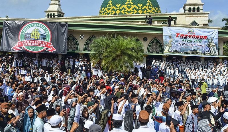 Reuni 212, Ribuan Massa Berkumpul di Masjid Agung Ciamis - Bagian 1