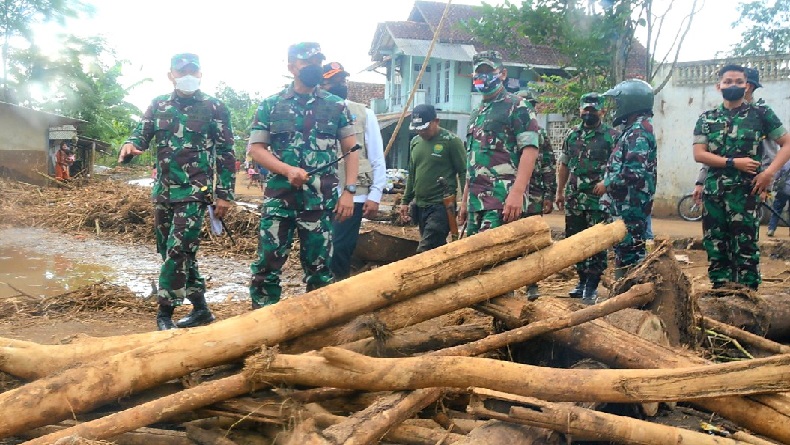 Pangdam Siliwangi Ingatkan Warga Daerah Rawan Bencana di Garut Waspada Cuaca Ekstrem