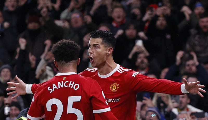 Cristiano Ronaldo Cetak 2 Gol, Manchester United Bungkam Arsenal 3-2 - Bagian 3