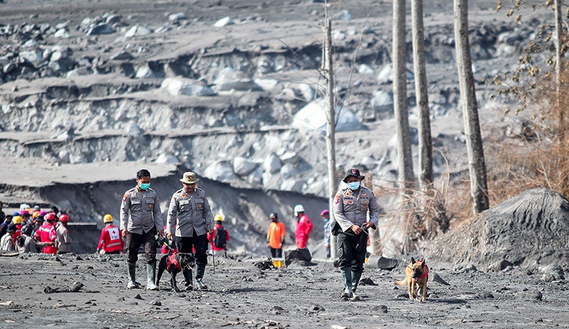 Ini Fokus Lokasi Pencarian Korban Guguran Awan Panas Gunung Semeru - Bagian 1