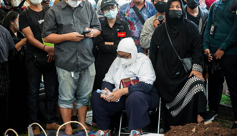 Suasana Pemakaman Haji Lulung di TPU Karet Bivak - Bagian 2