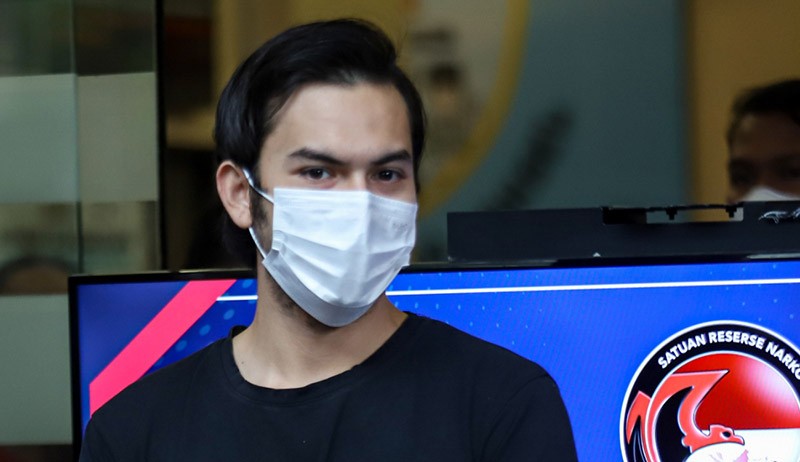 Aktor Rizky Nazar Tersangka Kasus Narkotika - Bagian 1