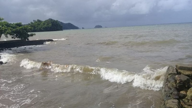 BPBD Sangihe Imbau Nelayan Waspadai Gelombang Tinggi 4 Meter saat Melaut