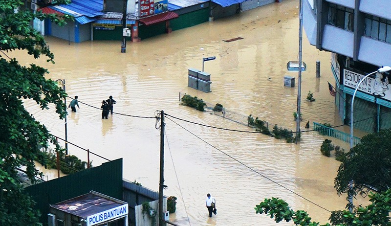 Sejumlah Kawasan Malaysia Dilanda Banjir - Bagian 1