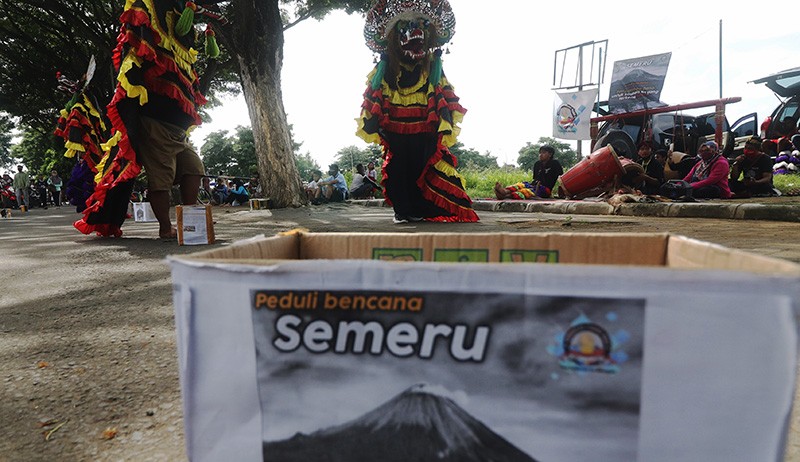 Aksi Penari Jaranan Kediri Kumpulkan Donasi untuk Korban Gunung Semeru - Bagian 1