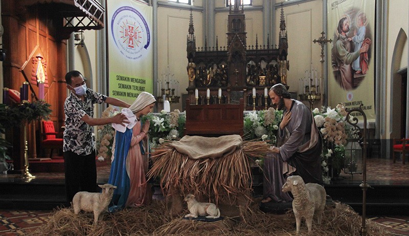 Begini Persiapan Gereja Katedral Sambut Misa dan Perayaan Natal 2021 - Bagian 2