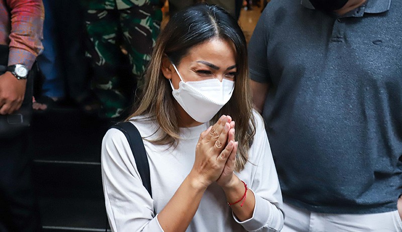 Kasus Mafia Tanah, Nirina Zubir Kembali Datangi Polda Metro Jaya - Bagian 1