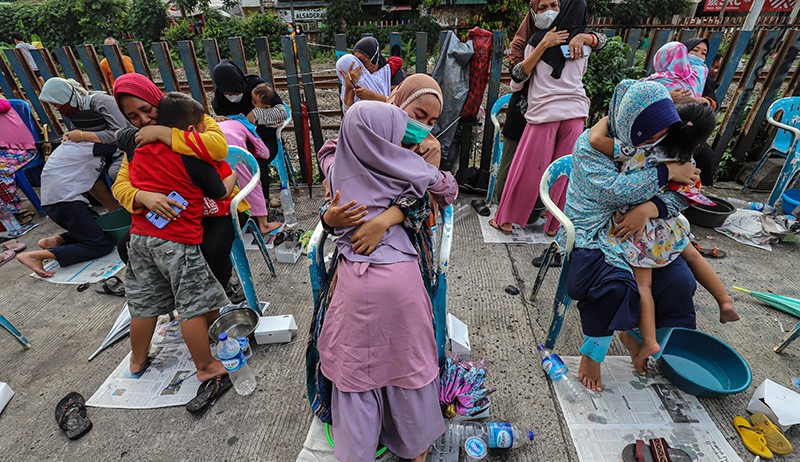 Momen Haru Anak-Anak Cuci Kaki Ibu hingga Menangis - Bagian 2