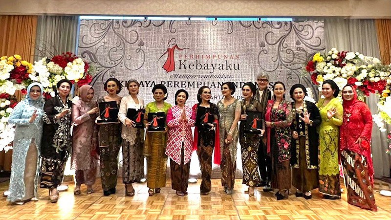 Menduniakan Kebaya, Perhimpunan Kebayaku Gelar Fashion Show - Bagian 3