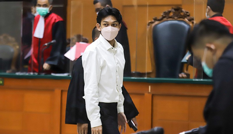 Tampang Gaga Muhammad Hadiri Sidang Tatap Muka untuk Pertama Kali - Bagian 1