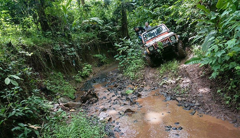 Jelajah Hutan Alas Roban dengan Kendaraan 4x4 - Bagian 1
